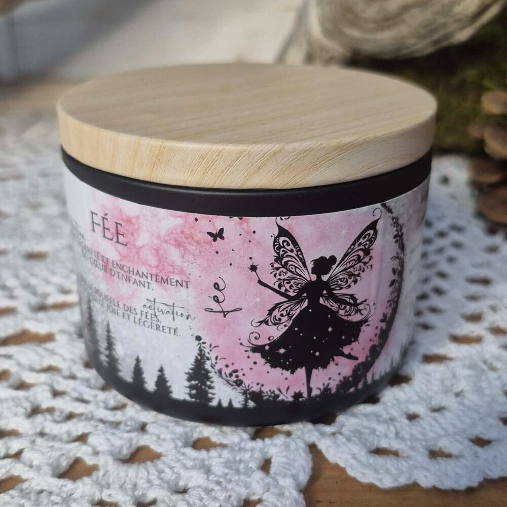 Fairy Gather Rings 🍄🧚 Scented Soy Candle - Picture 10 of 13